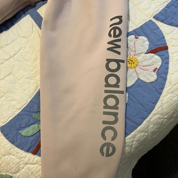 Adorable Pink New Balance Jacket Size Small - Picture 2 of 6